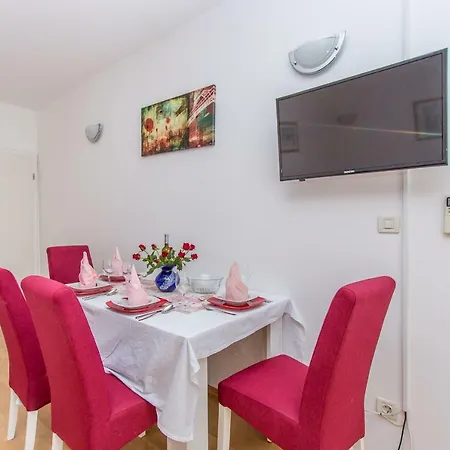 Snjezana Apartment