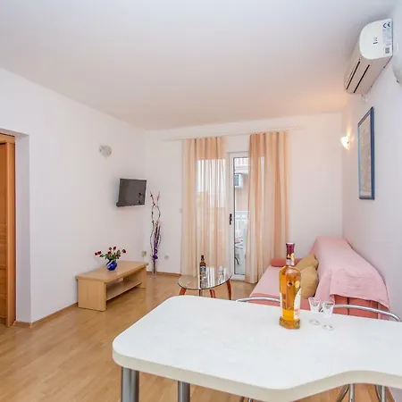 Snjezana Apartman *